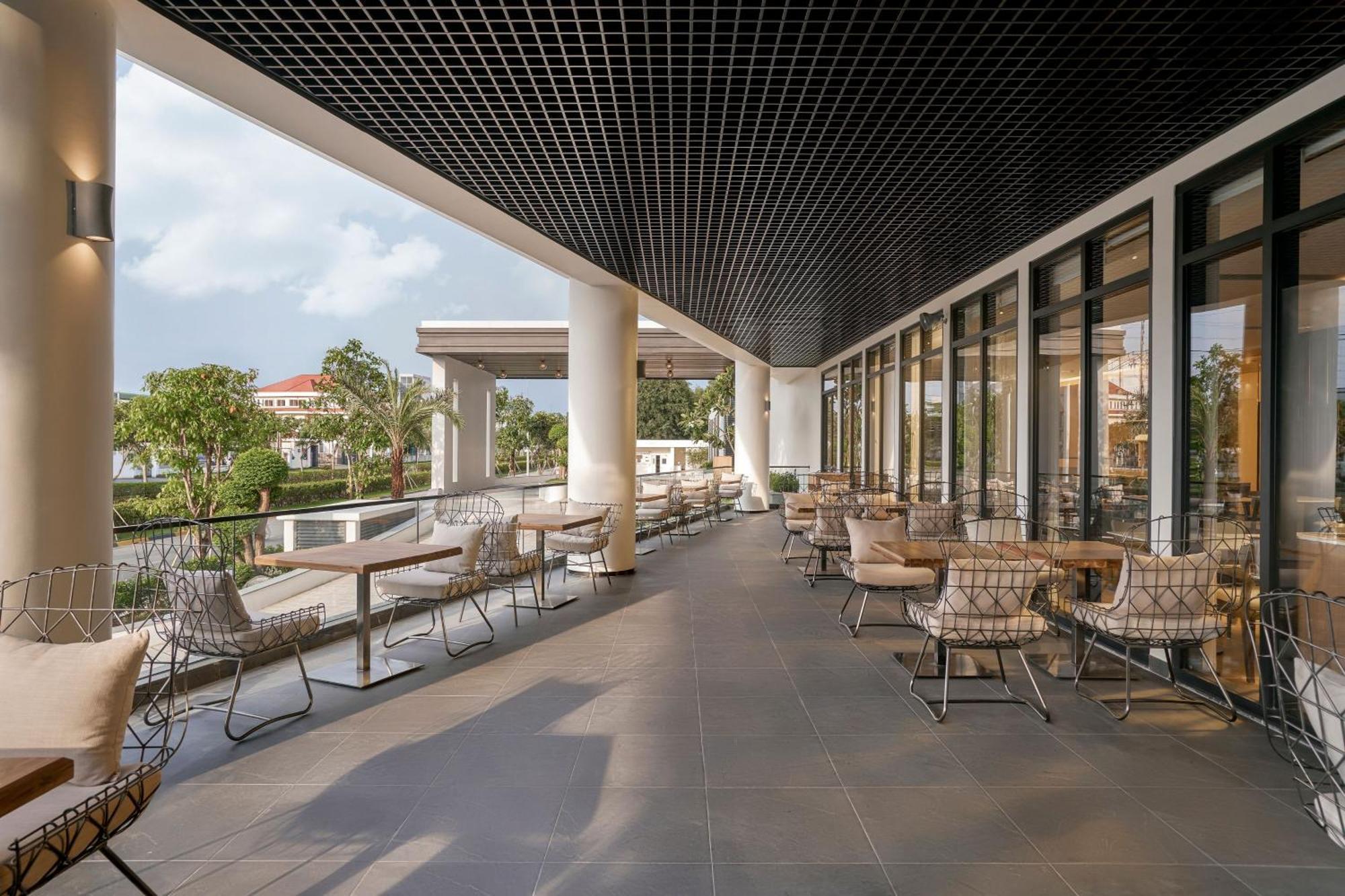 Hotel Fairfield By Marriott South Binh Duong Thuan An Exterior foto